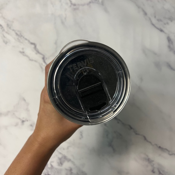 Brand New Disney Snow White Tervis Reusable Coffee Cup - Picture 3 of 3